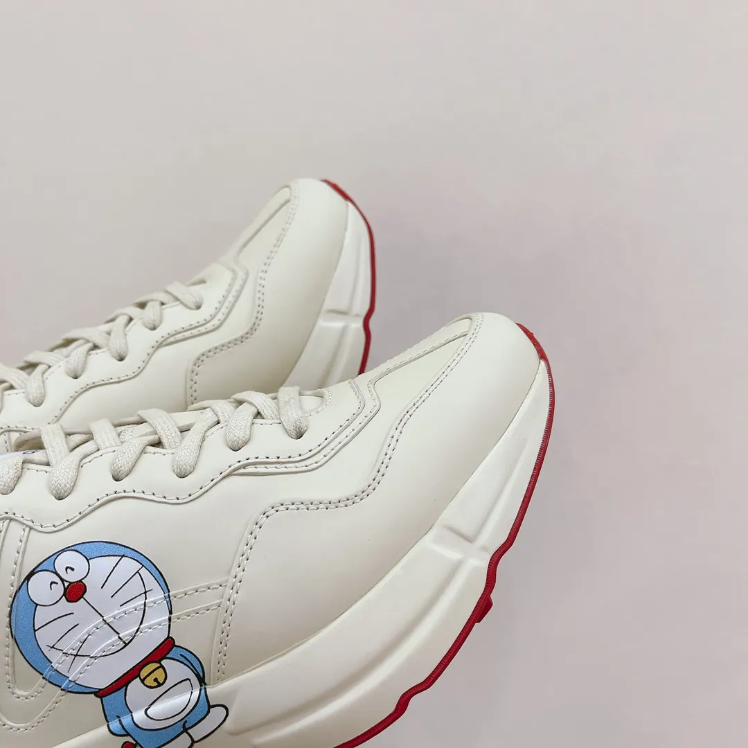 P700👟👟 The top version of GUCCI dad shoes, the latest upgraded version❗❗ The fabric is 100% consistent with the store. The whole series uses four leather styles. Each pattern, color and fabric are one-to-one consistent with the store. Women's size 35 36 37 38 39 40 Men's size 39 40 41 42 43 44 (women's size 34, men's size 45 can be customized)